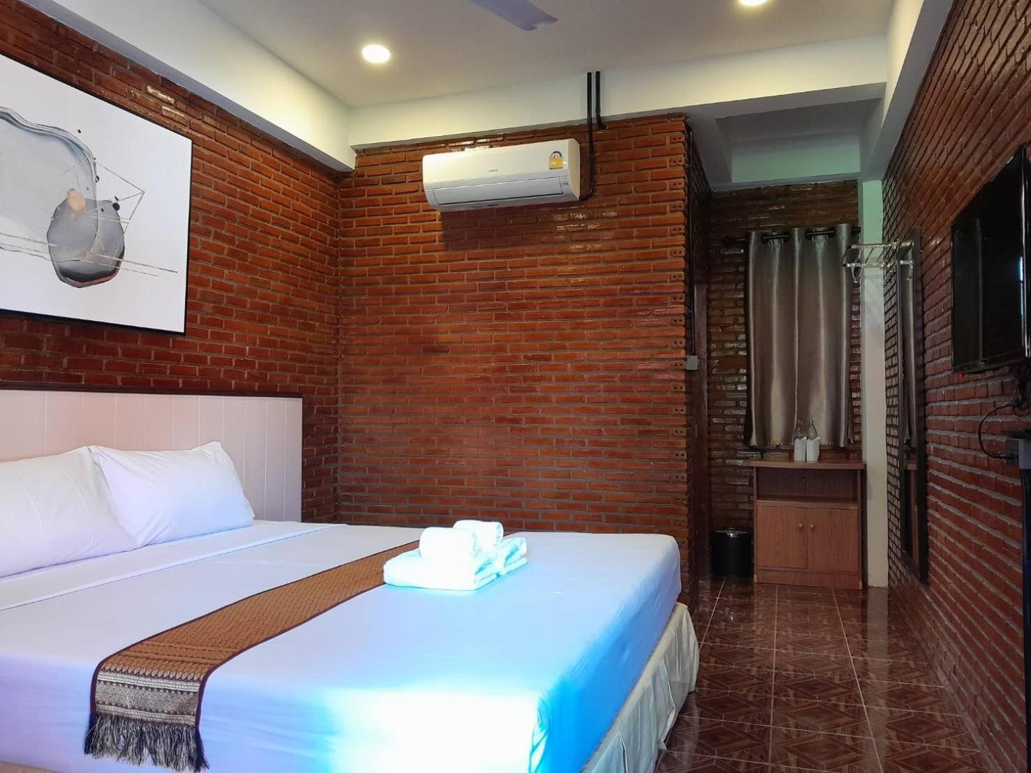 Ben Guesthouse Chiang Rai Extérieur photo