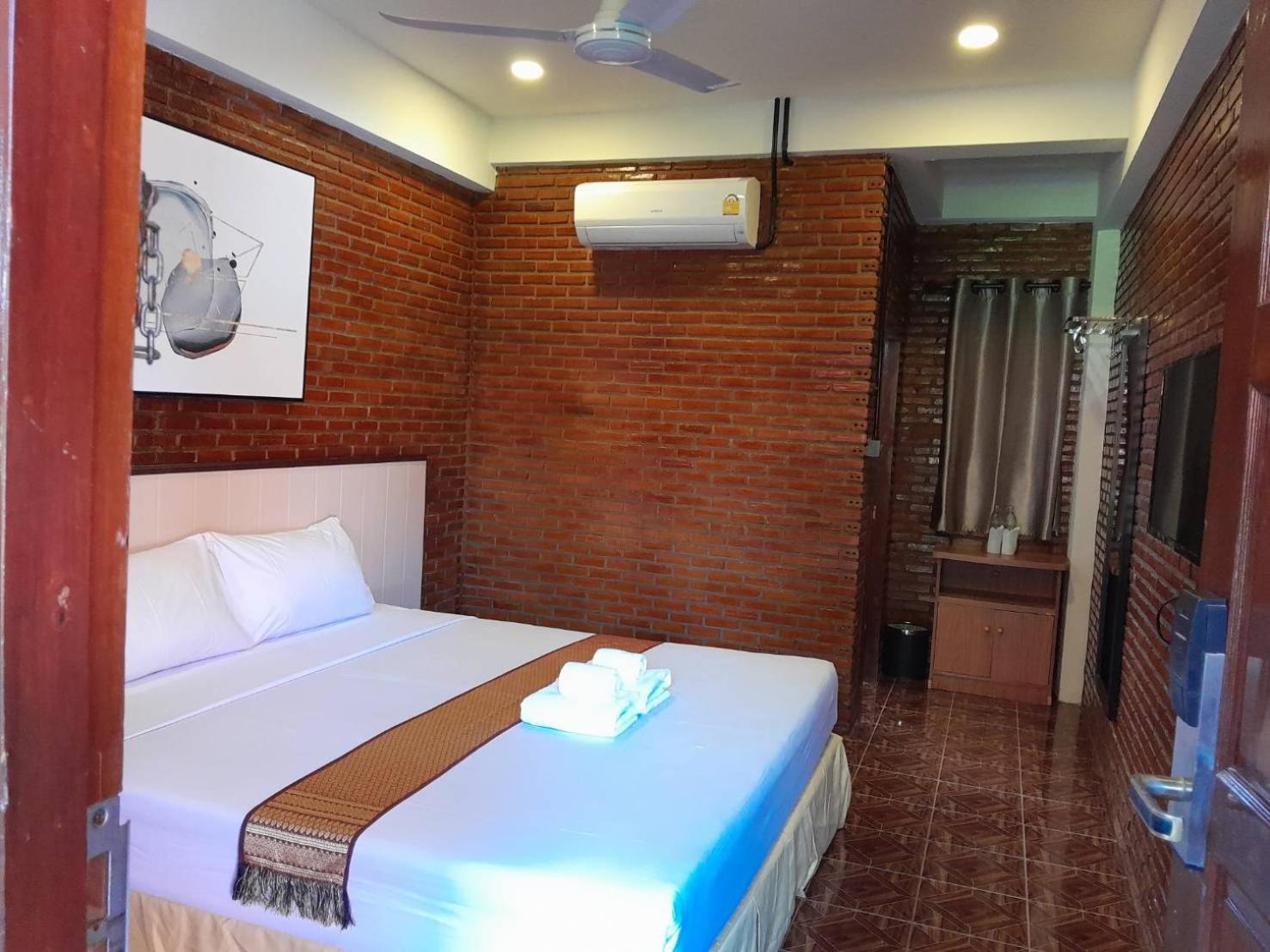 Ben Guesthouse Chiang Rai Extérieur photo