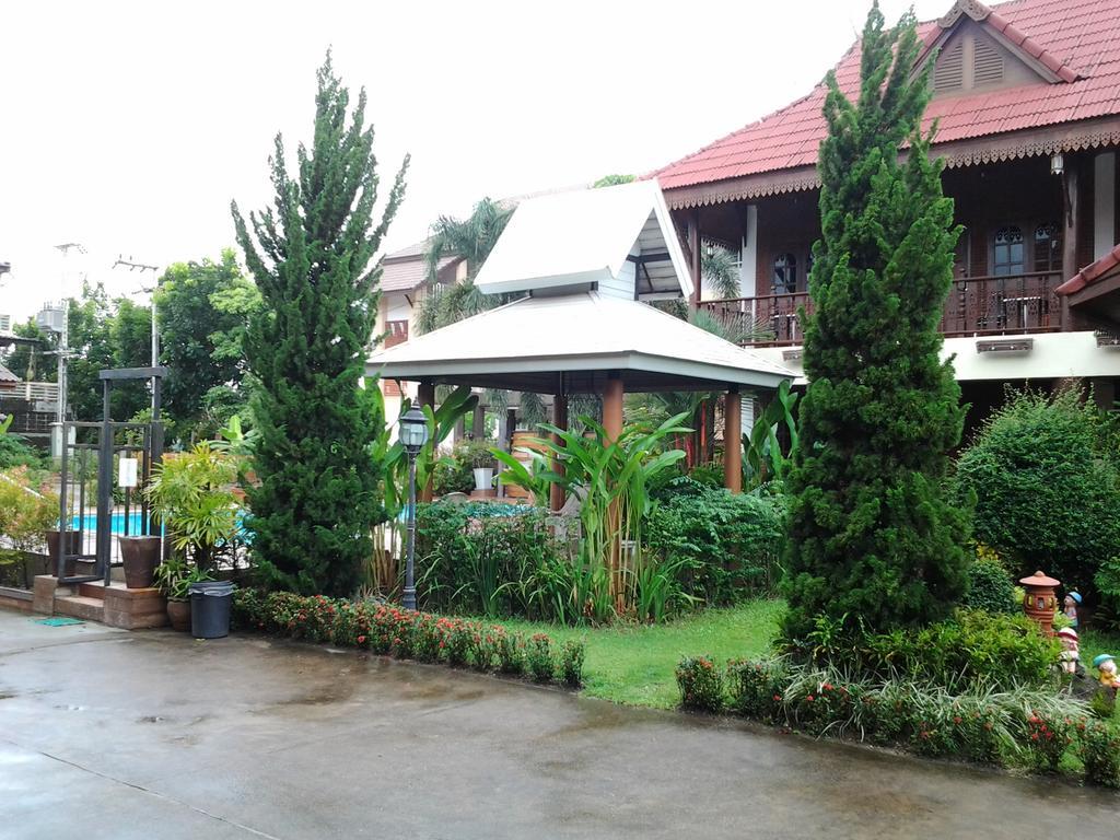 Ben Guesthouse Chiang Rai Extérieur photo