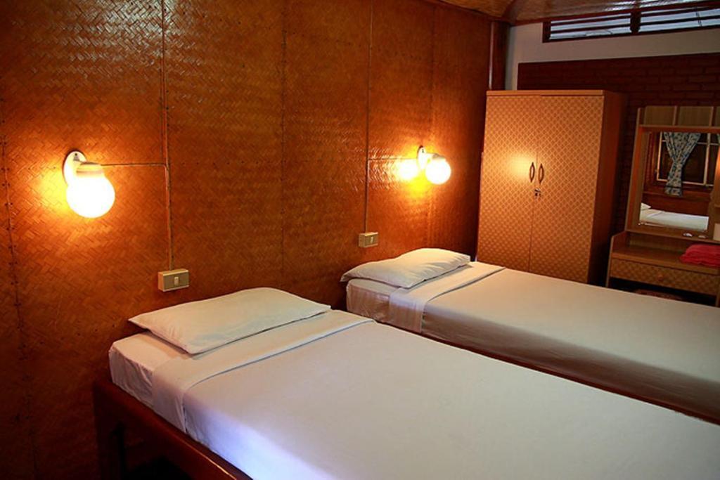 Ben Guesthouse Chiang Rai Chambre photo
